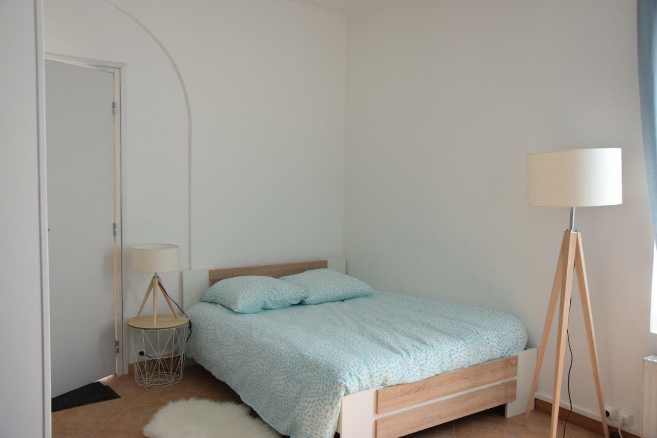 Joli Studio Plein Centre De Milly La Foret Buitenkant foto